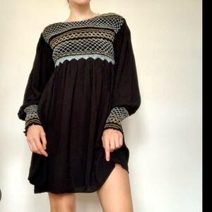 FREE PEOPLE Black Smocked & Embroidered Bohemian Mini Dress. NWOT, Size M